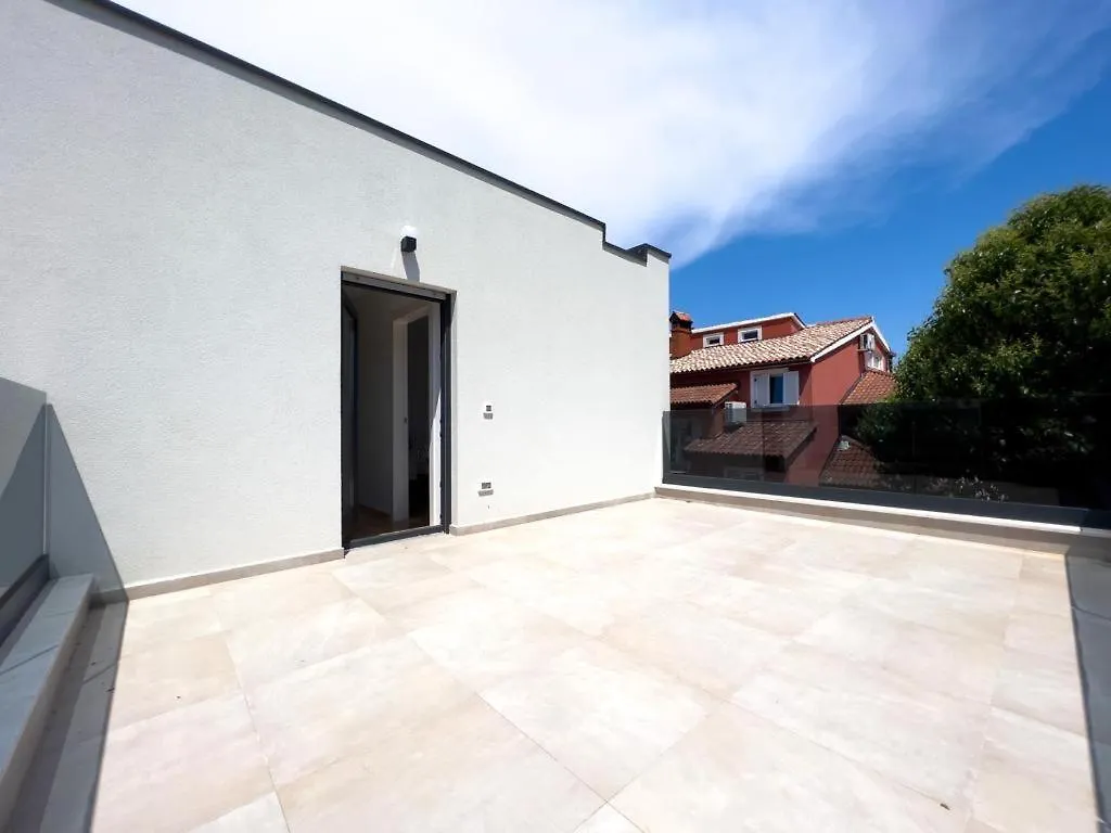 Villa Azra & Tony Liznjan